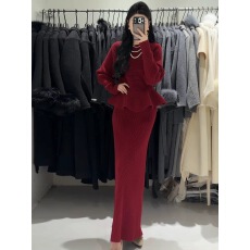 批发轻熟御姐风气质红色针织上衣半裙女装2025<b class='q'>秋</b>冬新款时髦巨好看套装