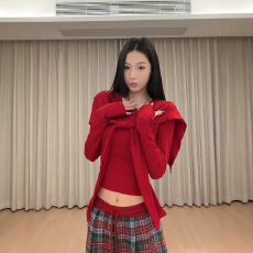 批发圣诞新年氛围感红色披肩长袖针织衫女秋冬<b class='q'>修身</b>显瘦毛衣打底衫上衣