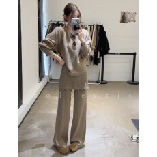 批发慵懒风蝙蝠袖毛衣针织衫女冬季卡其色套装屁帘微喇叭休闲裤两件套