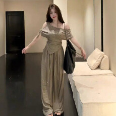 韩系条纹慵懒风穿搭女夏季新款性感露肩绑带短袖上衣阔腿裤两件套