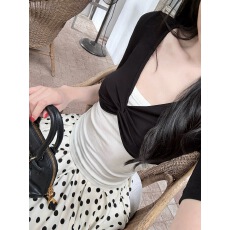 批发Laareetoo  莱赛尔<b class='q'>中袖</b>罩衫女夏季2026新款设计感短款V领<b class='q'>上衣</b>叠穿