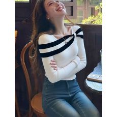 批发小众别致不规则设计感条纹长袖<b class='q'>针织衫</b>女秋冬显瘦百搭内搭打底上衣