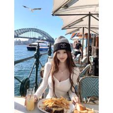 批发桃心领修身t恤女<b class='q'>秋</b>冬磨毛长袖上衣