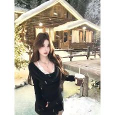 Mejiu蜜九樱屋桃絮纯欲甜美荡领蕾丝露肩上衣女秋假两件套装