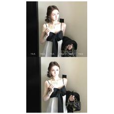批发Skk Store jennie山茶香氛 小香<b class='q'>真丝</b>桑蚕丝撞色拼接蝴蝶结吊带女