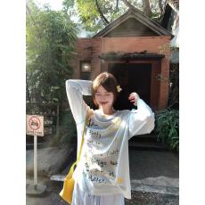 批发小君君布兰妮 夏梦玫喵/乖乖系撞色字母小猫圆领防晒落肩袖印花<b class='q'>t</b>