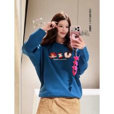 批发【 x APPLE GAL】<b class='q'>小熊</b><b class='q'>卫衣</b>女26秋新款不对称露肩上衣