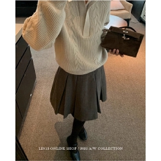 批发老钱风高智感米色polo翻领套头毛衣女秋冬复古麻花宽松针织<b class='q'>衫</b>上衣