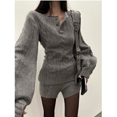 韩系慵懒风灰色套头麻花毛衣女冬修身显瘦亨利领针织上衣裤子套装