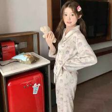 批发ins<b class='q'>韩版</b>卡通可爱冰丝娃娃领长袖开衫春秋季睡衣女舒适少女家居服