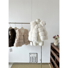 批发韩版仿狐狸毛皮草马甲女2025秋冬新款小个子百搭拼接PU皮背心外套