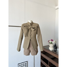 批发Barb Chill羊毛<b class='q'>西装外套</b>毛呢短外套夹棉<b class='q'>女</b>冬季老钱风套装新年穿搭