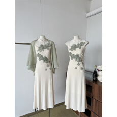 批发新中式国风复古气质温柔修身显瘦吊带<b class='q'>连衣裙</b>女长裙