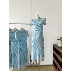 批发新中式国风蕾英俊松涧照复古波点改良旗袍裙夏收腰水滴领长裙