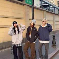 批发<b class='q'>潮牌</b>美式棒球服夹克女国潮字母刺绣宽松百搭情侣飞行拉链外套上衣