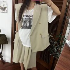 批发有货<b class='q'>韩国</b>马甲西装套装女夏新款设计感宽松无袖西服上衣短裤两件套
