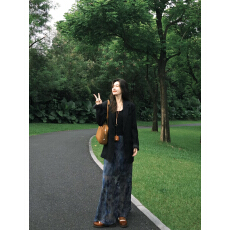 批发2026早春新款印花半身裙搭西装外套套装气质轻熟风时尚ins风