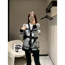 批发时尚撞色字母提花<b class='q'>马海毛</b><b class='q'>开衫</b>毛衣女秋冬慵懒针织衫外套