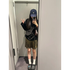 批发实拍实价  烫金豹纹A字高腰<b class='q'>半身裙</b>＋纯色百搭长袖T恤