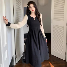 批发<b class='q'>大码</b>法式赫本风别致长袖连衣裙女春季胖妹妹遮肚子显瘦拼接长裙子