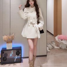 批发蓝色星球名媛黑色赫本风衣女网红爆款小个子韩系中短款外套<b class='q'>连衣裙</b>