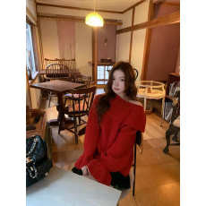 批发法式<b class='q'>荷叶边</b>一字肩喇叭袖红色<b class='q'>毛衣</b>女装秋冬气质慵懒设计感针织上衣