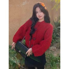 批发小香风圣诞红色绞花毛衣外套女秋冬季高级感老钱风本命年<b class='q'>针织</b><b class='q'>开衫</b>