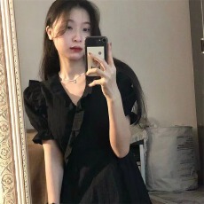 批发设计荷叶边法式黑色<b class='q'>连衣裙</b>女夏大码高级设计感收腰气质黑裙