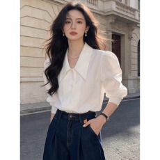 批发法式复古高级感气质简约百搭长袖打底衫泡泡袖衬衫上衣