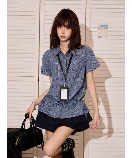 체크무늬 원단 아메리칸 핫걸 파란색 게정 어깨 반팔 여성 셔츠 여름 몸매 가꾸기 허리 수축