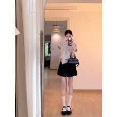 批发原版蕾丝提花布不规则格子条纹衬衫<b class='q'>女</b>夏季减龄巨好看上衣
