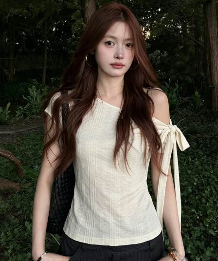 원본 대나무 마디 면 불규칙 비스듬한 어깨 반팔 티셔츠 핫걸 스트랩 몸매 가꾸기 슬림해 보이는 오프숄더 맨위