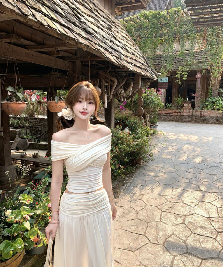 한 부서 십자가 디자인 오프숄더 보트넥 순수한 욕망 부드러운 바람 티셔츠 맨위 하이웨이스트 큰 진자 반신 스커트 투피스 세트