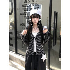 批发韩系chic<b class='q'>黑白条纹</b>假两件长袖秋季修身显瘦女装<b class='q'>T</b><b class='q'>恤</b>上衣