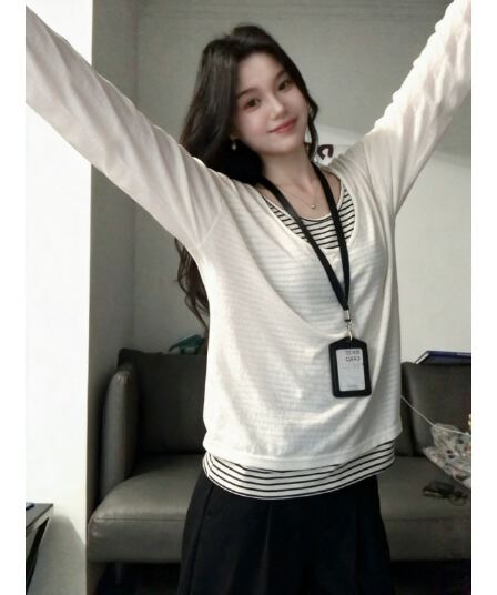 눈꽃 면 스트라이프 페이크 레이어드 긴팔 티셔츠 가을 루즈핏 느긋한 바람 블라우스 맨위