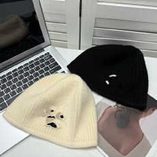 批发小香风<b class='q'>秋</b>冬纯色针织帽百搭毛线帽包头护耳冷帽