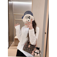 批发白色德绒打底衫女秋冬卫衣内搭<b class='q'>宽松</b>遮屁股棉质中长款T恤女长袖