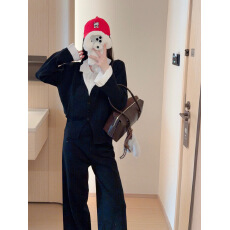 批发早春Polo领假两件上衣针织阔腿裤<b class='q'>两件</b>套<b class='q'>女</b>士减龄翻领<b class='q'>毛衣</b>套装