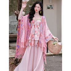 批发<b class='q'>实拍</b>   独特印花吊带裙两件套度假风夏季  +40！