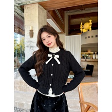 批发实拍 黑色圆领麻花针织<b class='q'>开衫</b>外套<b class='q'>女</b>冬季新款高级感宽松百搭上衣潮