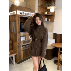 批发实拍 咖色针织长袖连衣裙女秋<b class='q'>冬</b>复古气质收腰毛衣裙子