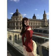 批发Teptdc |原创赤焰缪斯圣诞酒红解构<b class='q'>镂空</b>露背包臀<b class='q'>连衣裙</b>2025新款