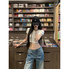 批发021ope 辣妹风美式超短露腰<b class='q'>白色</b><b class='q'>t</b><b class='q'>恤</b>百搭纯色正肩纯欲显瘦上衣