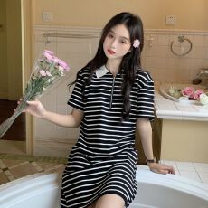 批发条纹polo领<b class='q'>连衣裙</b>女装夏季2026新款法式设计感小个子气质别致裙子