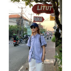 批发日韩系复古蓝白格子纹廓形<b class='q'>短袖</b><b class='q'>衬衫</b>外套百搭<b class='q'>男</b>女