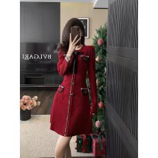 批发<b class='q'>欧洲站</b>秋冬2025新款圣诞穿搭过年战袍红色针织内搭打底毛衣<b class='q'>连衣裙</b>