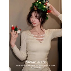 批发简约巧思美式v领<b class='q'>镂空</b>针织<b class='q'>衫</b>女冬季内搭打底<b class='q'>衫</b>修身显瘦上衣ins