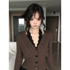 批发美拉德棕色大v领麻花针织开衫女冬季内搭<b class='q'>蕾丝</b>拼接吊带<b class='q'>背心</b>两件套