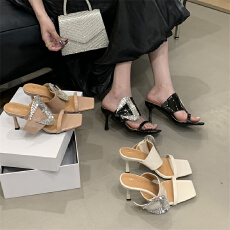 批发米庭性感露趾大水钻扣凉拖夏季御姐风尖头一字带名媛外穿细跟拖鞋