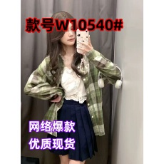 批发日系复古绿色格纹衬<b class='q'>衫</b>外穿女2026新款港味chic宽松休闲<b class='q'>情侣</b><b class='q'>款</b>衬<b class='q'>衣</b>